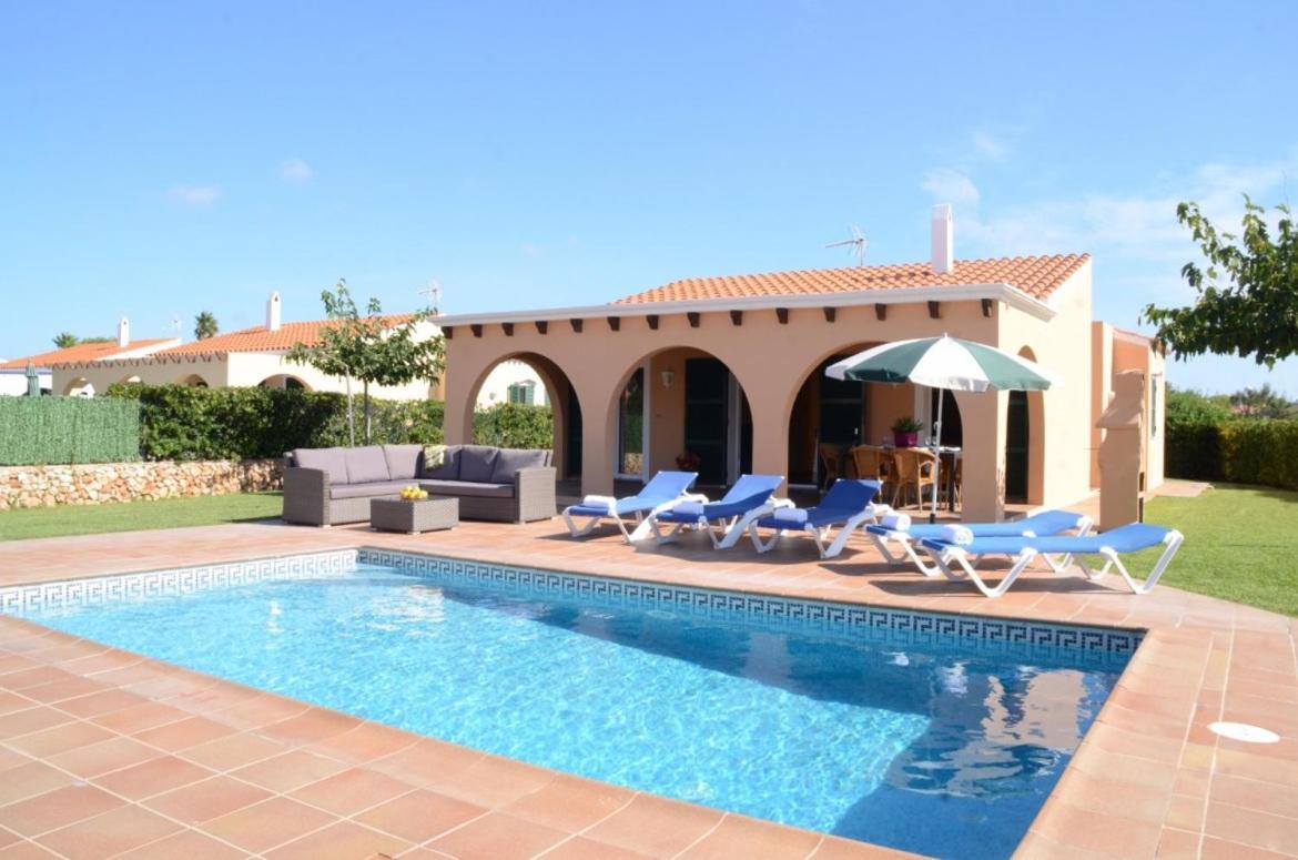 Villas Las Golondrinas Cala'N Bosch  Exterior photo
